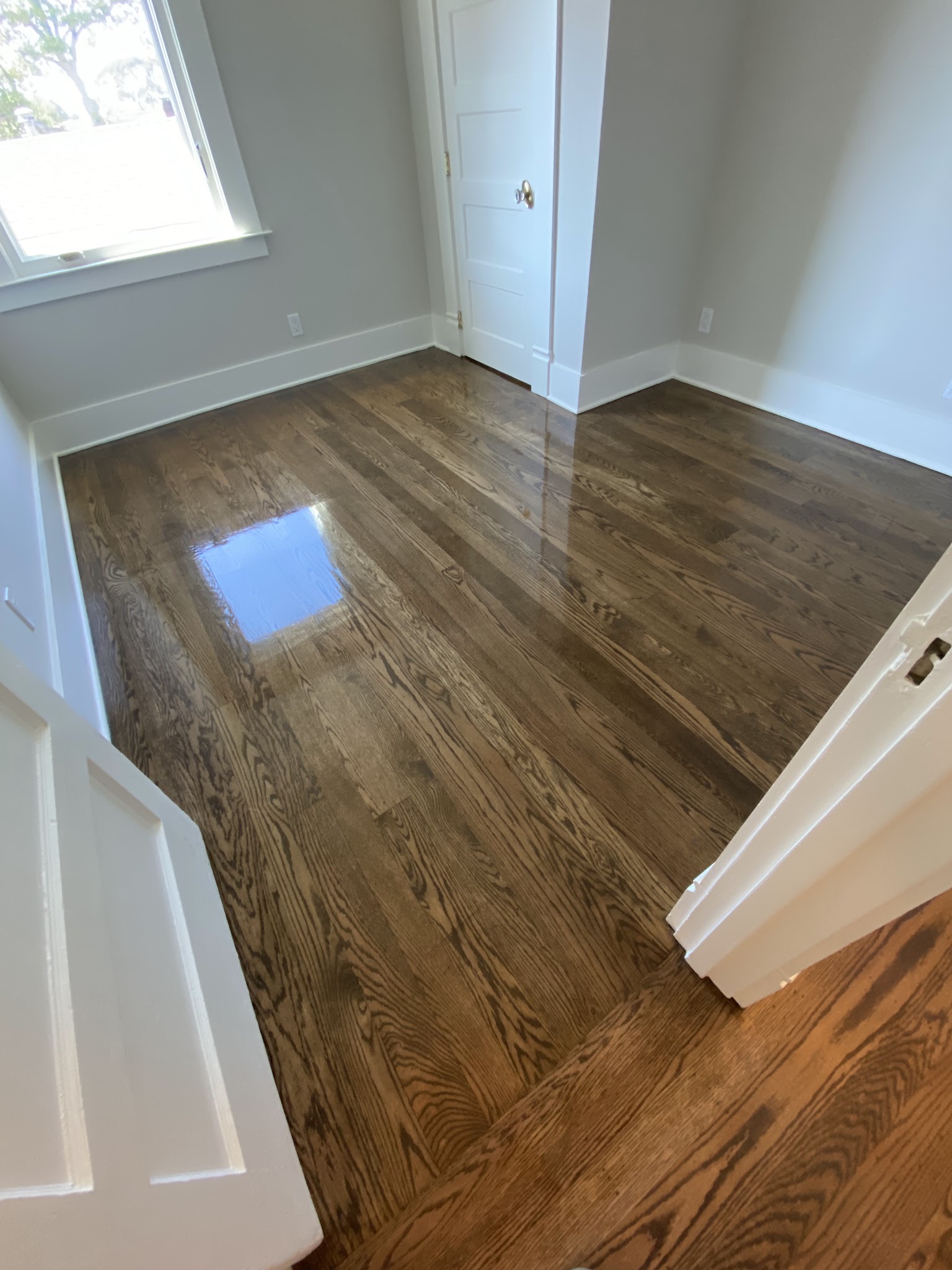 Pérez Hardwood Floor gallery photo