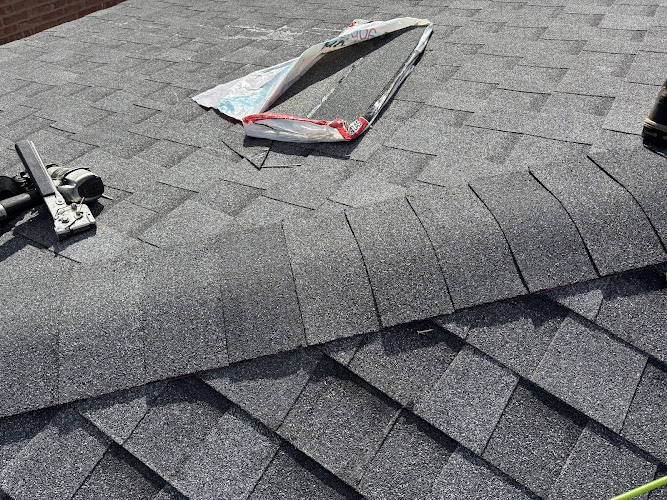 Rogers Roofing Roofing Contractor in Hammond, IN photo