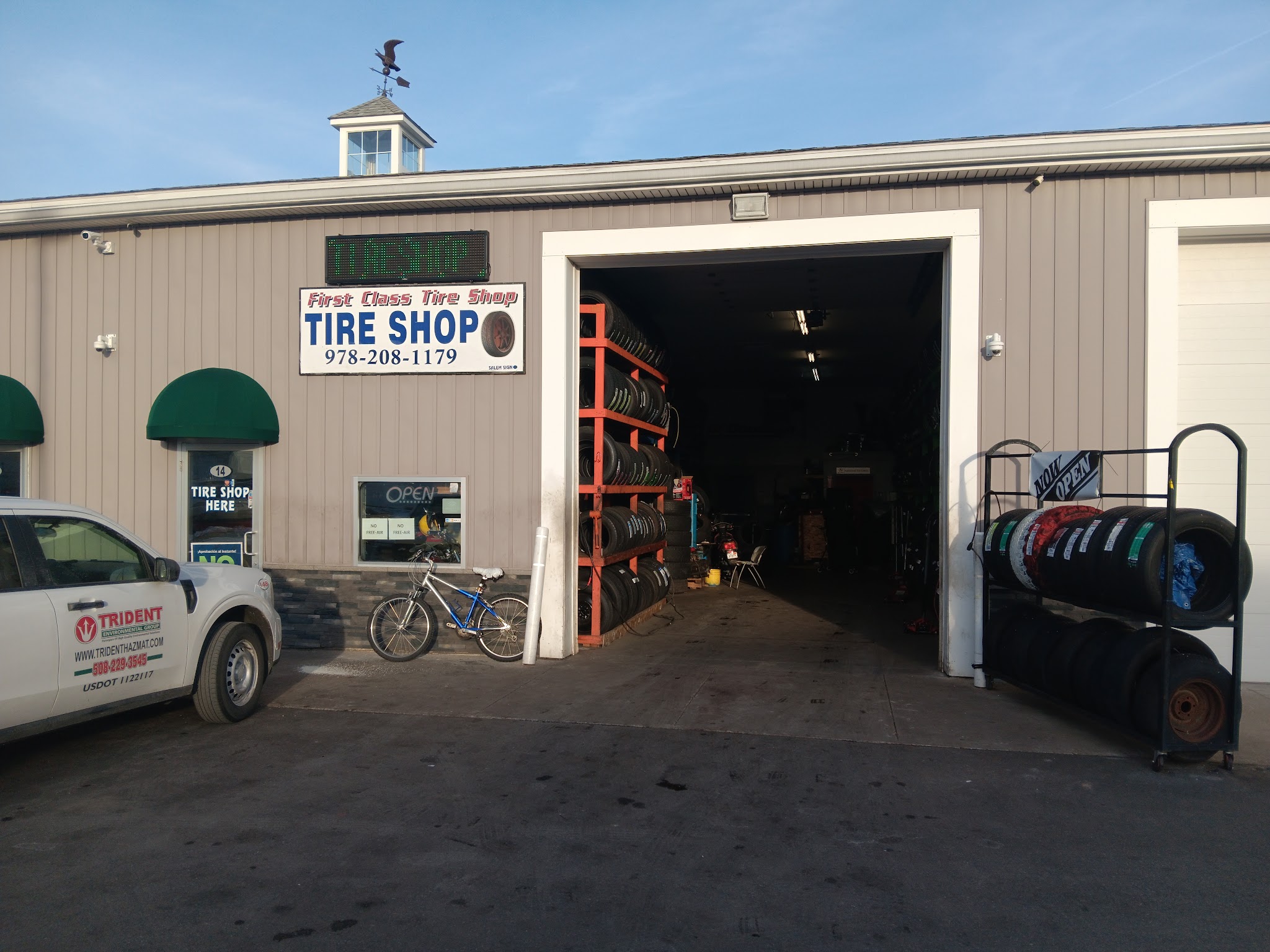 First Class Tire Shop Inc. Tire Repair Shop in 320 S Broadway Unit 14, MA photo