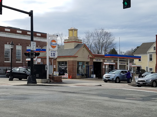 Andover Gulf Gas Station in Andover, MA photo