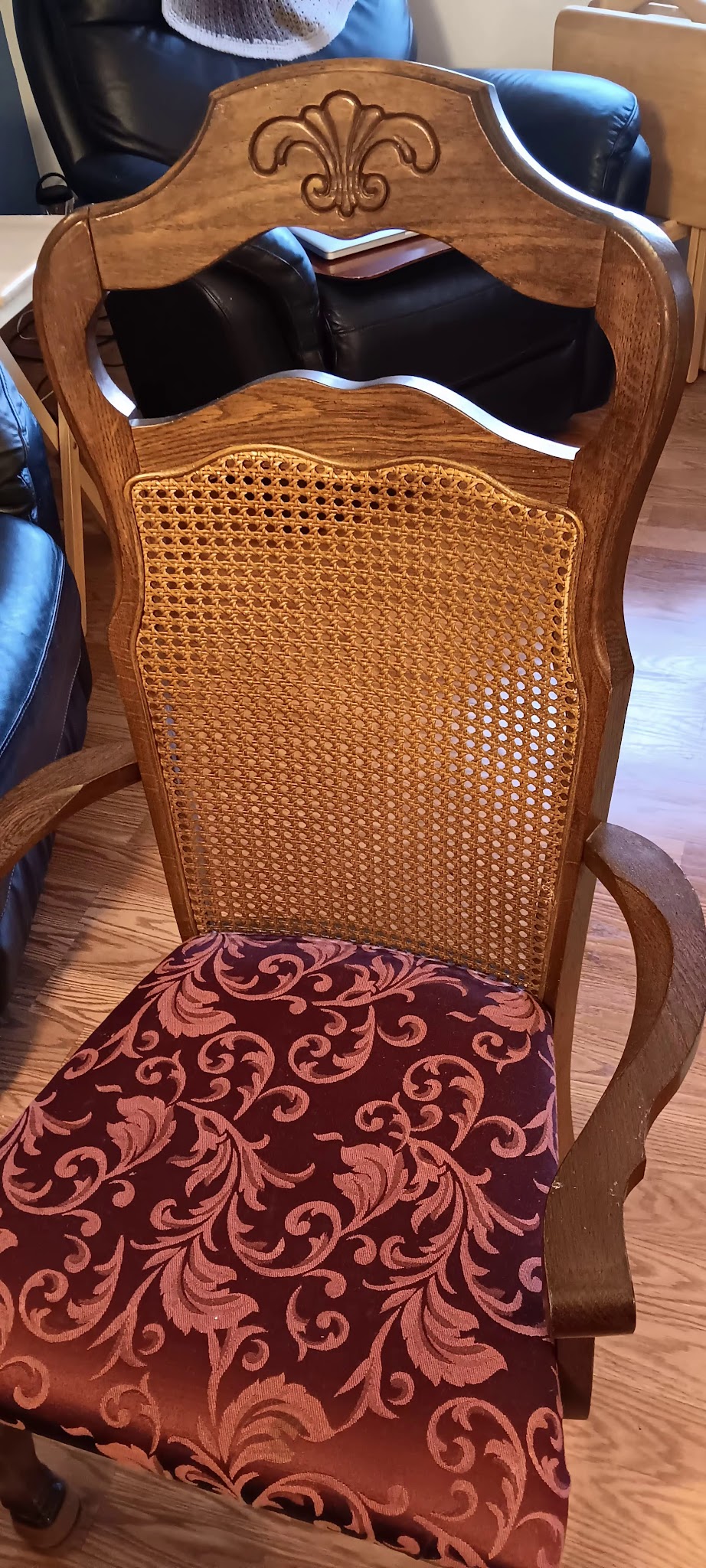 Audia Furniture Repair Furniture Repair Shop in Fraser, MI photo