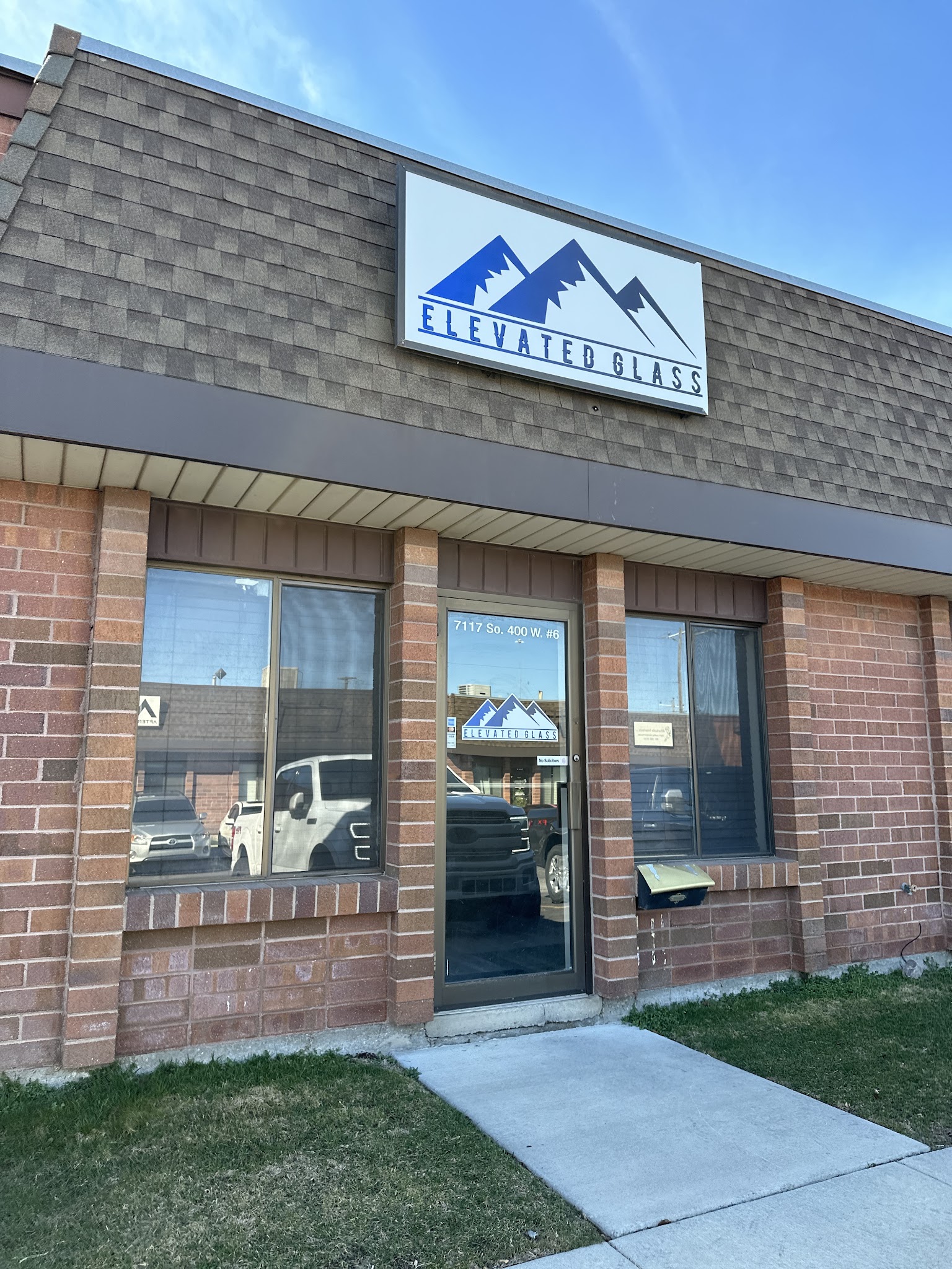Elevated Glass Glass & Mirror Shop in Midvale, UT photo