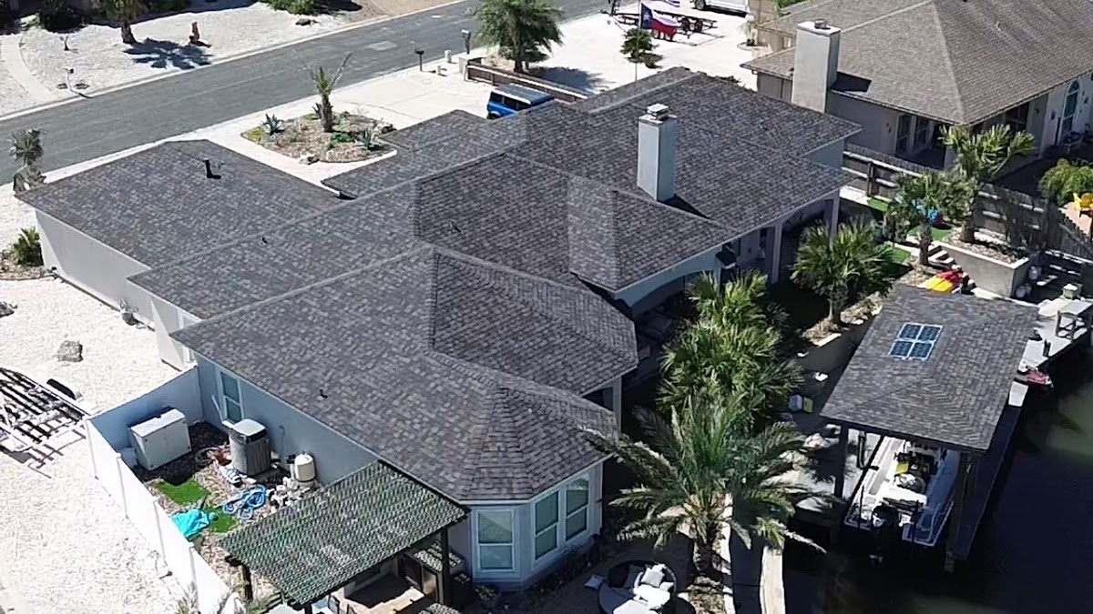 Lighthouse Roofing & Exteriors LLC. Roofing Contractor