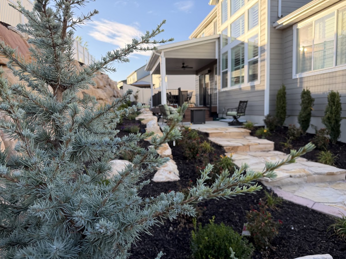 Modern Concepts Construction Landscaper in West Bountiful, UT photo