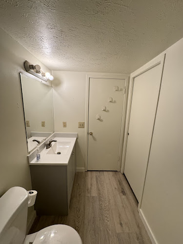Handy's Handyman LLC. Handyman/ Handywoman/ Handyperson in Bountiful, UT photo