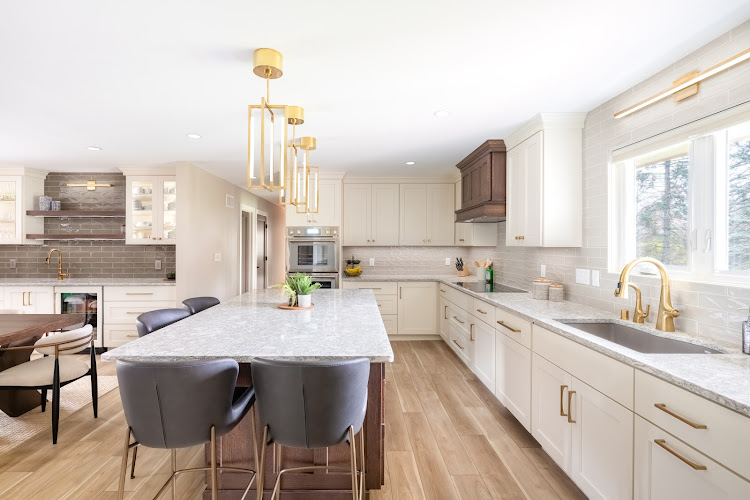 Advantage Design + Remodel Kitchen Remodeler in New Berlin, WI photo