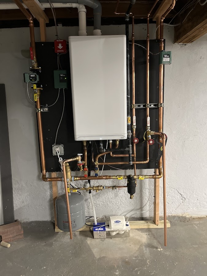 Advance Plumbing & Heating, Inc. Plumber in Newington, CT photo