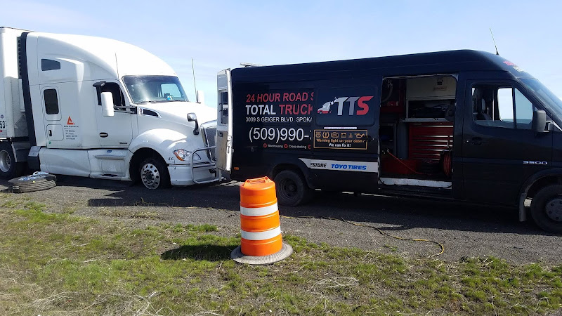 Truck Trailer Service Mobile Truck Repair Truck Repair Shop in Post Falls, ID photo