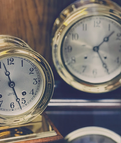 Elgin Clock Repair Clock Repair Service in South Elgin, IL photo