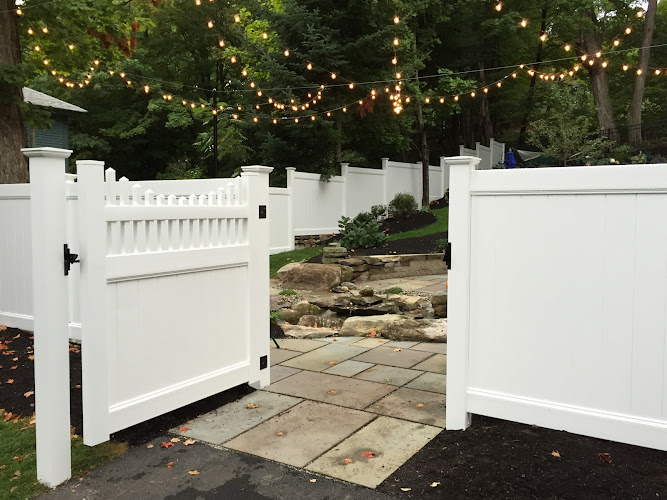 East Grand Fence Co. Fence Contractor in Auburn, ME photo