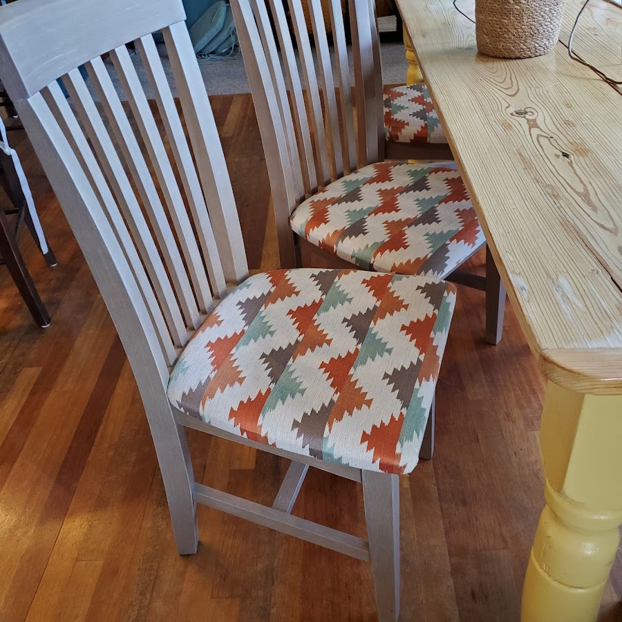 Richie's Custom Upholstery Upholstery Shop in North Mankato, MN photo