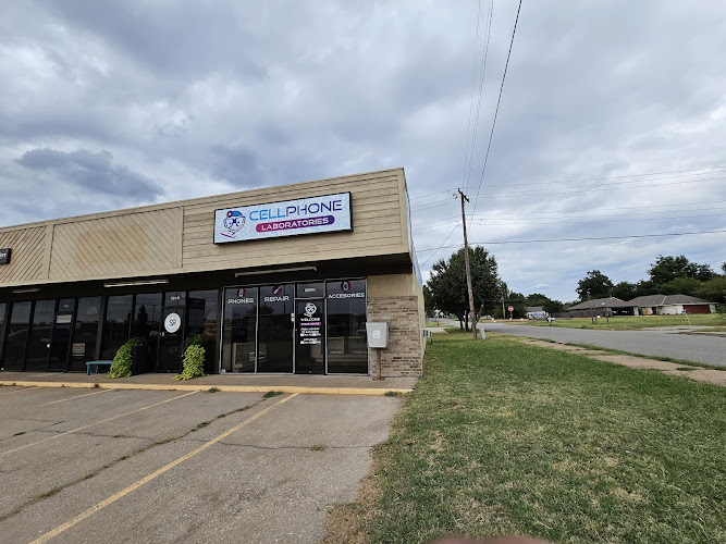 Cellphone Laboratories Phone Repair Service in Edmond, OK photo