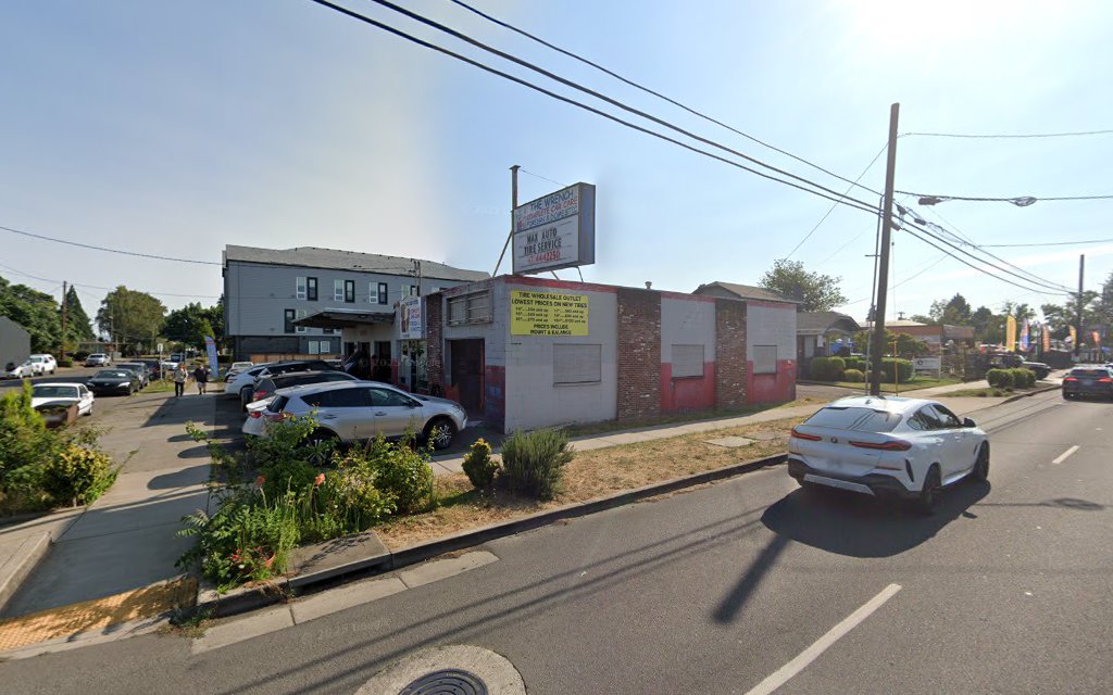 Gallery photo for MAX AUTO in Hillsboro, OR