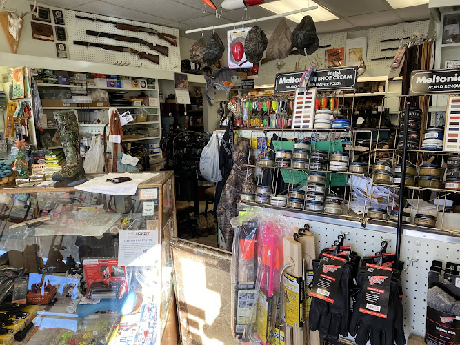L & H Shoe Shop Shoe Repair Shop in Valley City, ND photo