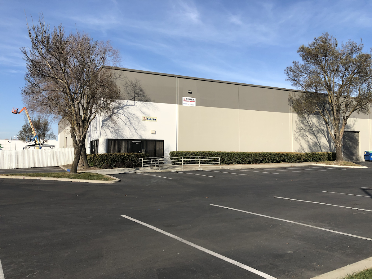 Terex Services Truck Repair Shop in Stockton, CA photo