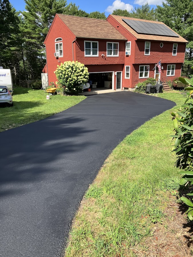 J&L Sealcoating LLC Asphalt Contractor in Warwick, RI photo