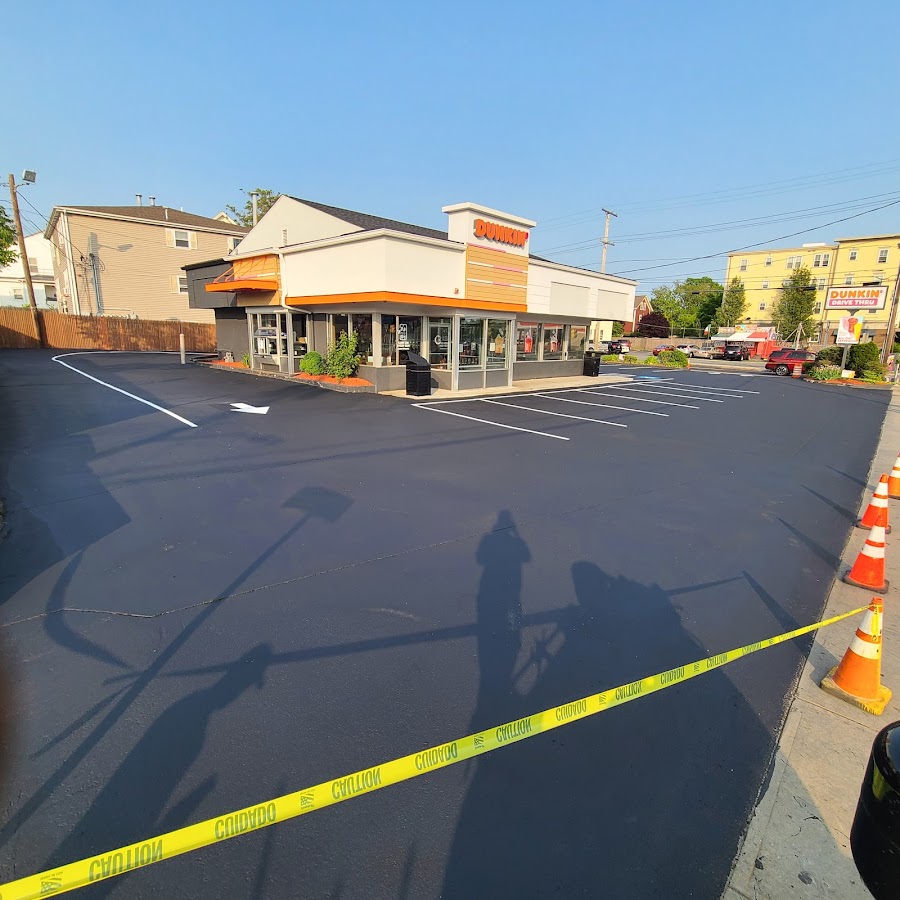 Quality Asphalt Sealcoating, LLC Asphalt Contractor in Warwick, RI photo