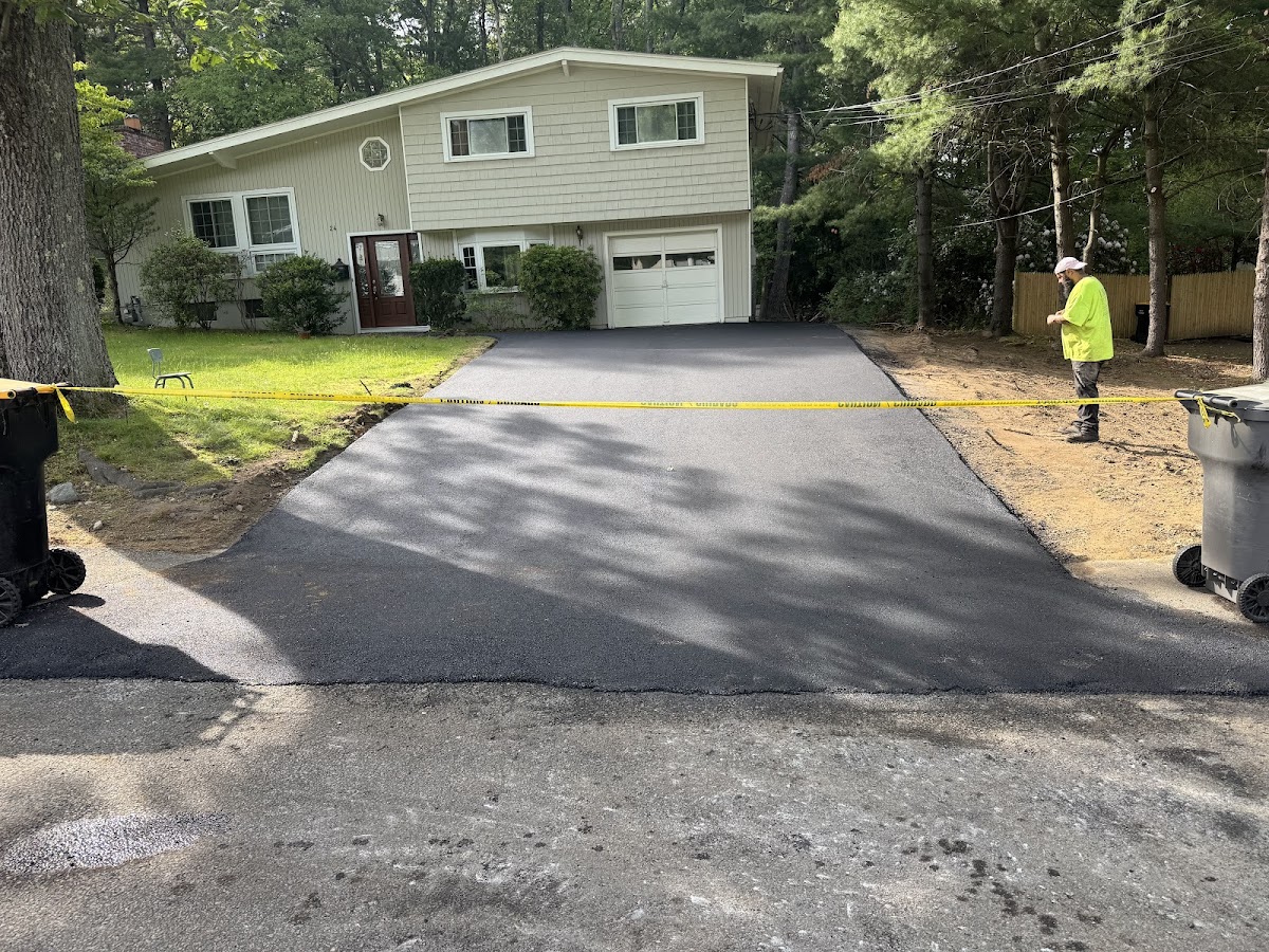 Quality Paving Paving Contractor in North Providence, RI photo
