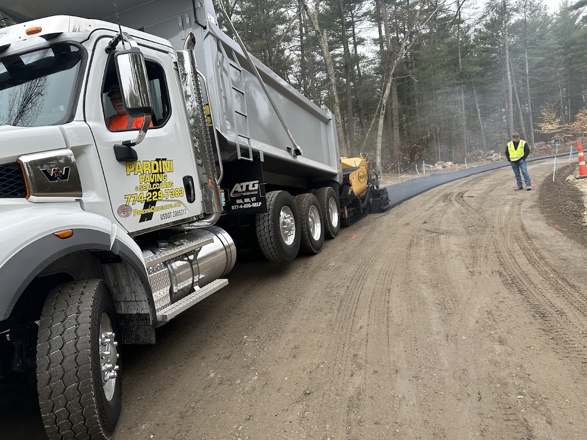 Pardini Driveways Paving Contractor in Seekonk, MA photo