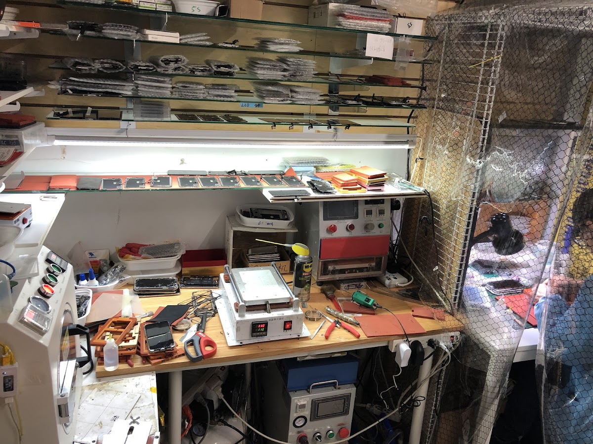 D1 TECH Phone Repair Service in Flushing, NY photo