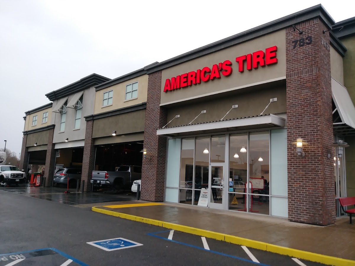 America's Tire Tire Shop in Fullerton, CA photo