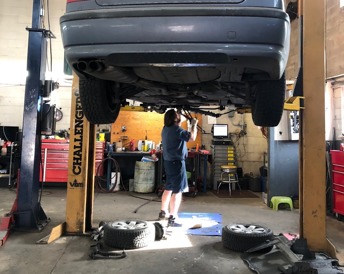 Euro-Tech Automotive Auto Repair Shop in Golden, CO photo
