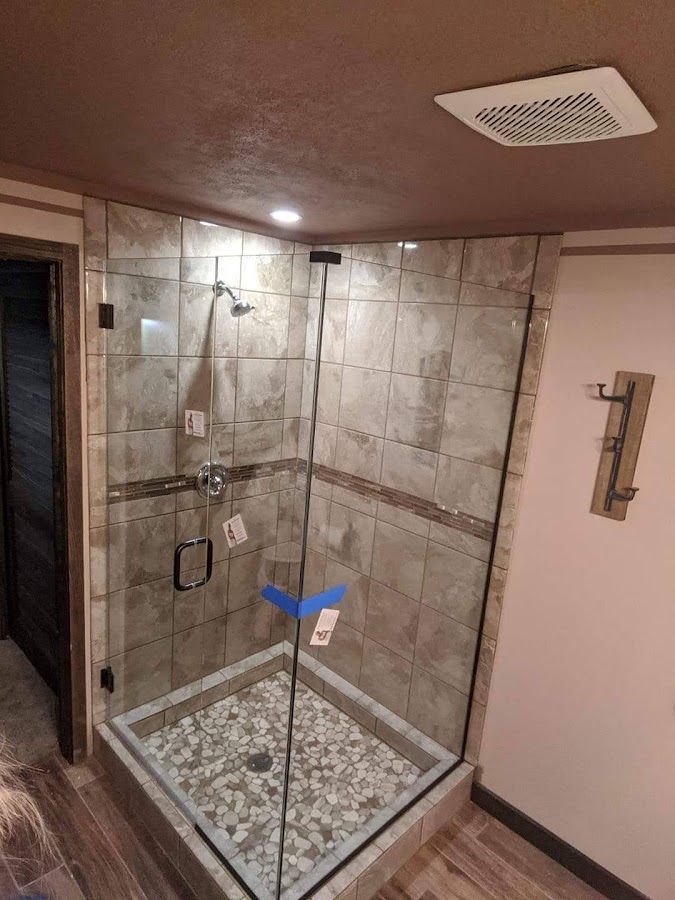 Rainbow Glass And Supply Inc. Window Installation Service in Papillion, NE photo