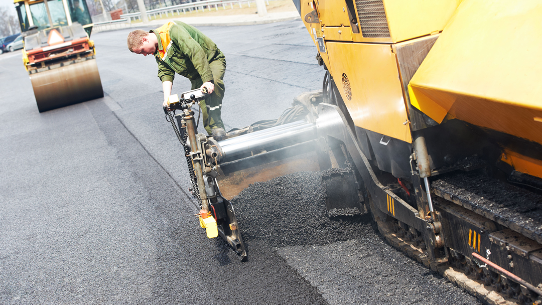 Lee & Sons Paving LLC Paving Contractor in New Britain, CT photo