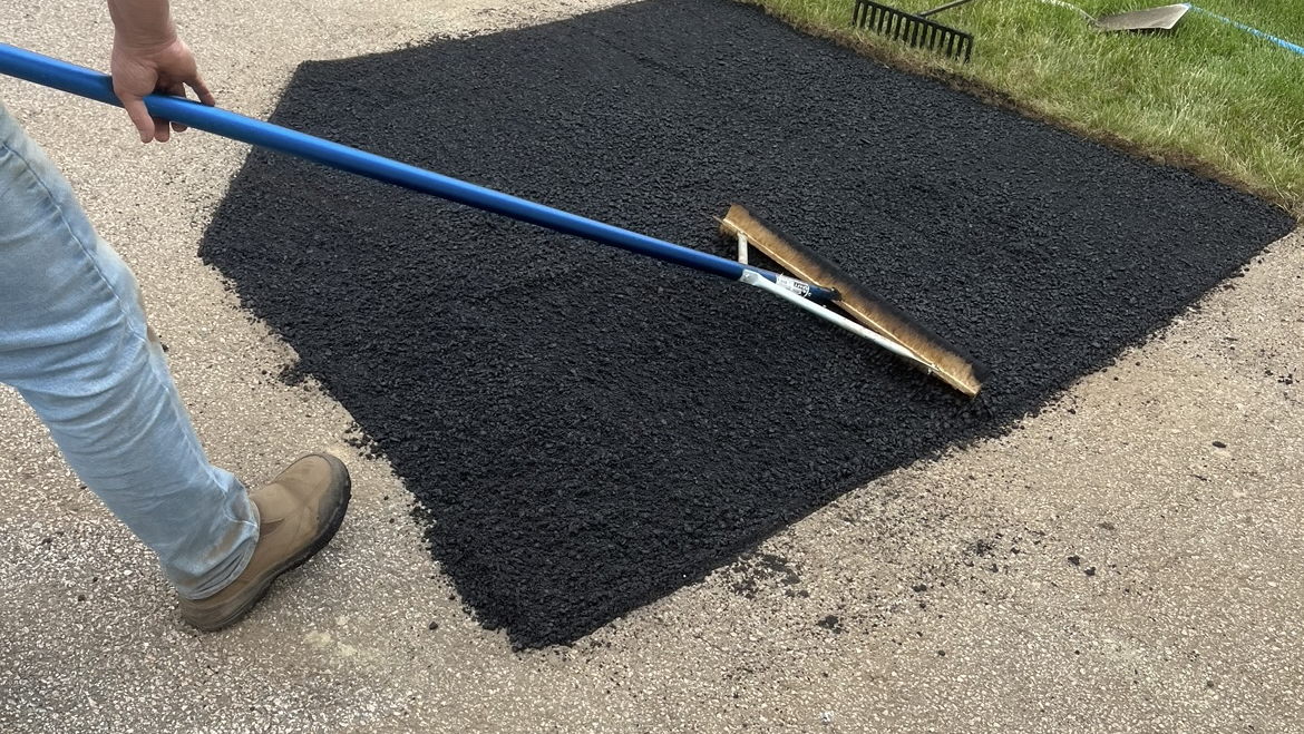 Asphalt Sealing Company LLC Asphalt Contractor in Norwich, CT photo