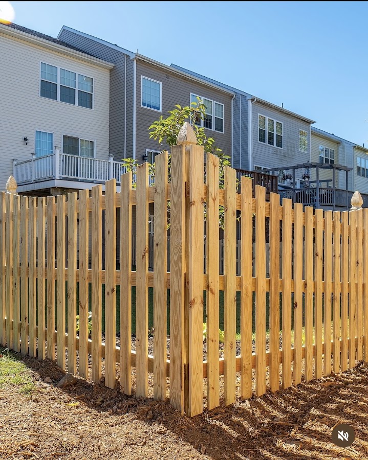 Jannuzzio Fences & Gates Fence Contractor in Wilmington, DE photo