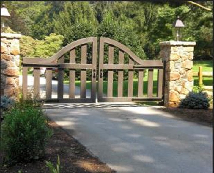 Leading Edge Fence & Gates Fence Contractor in Newark, DE photo