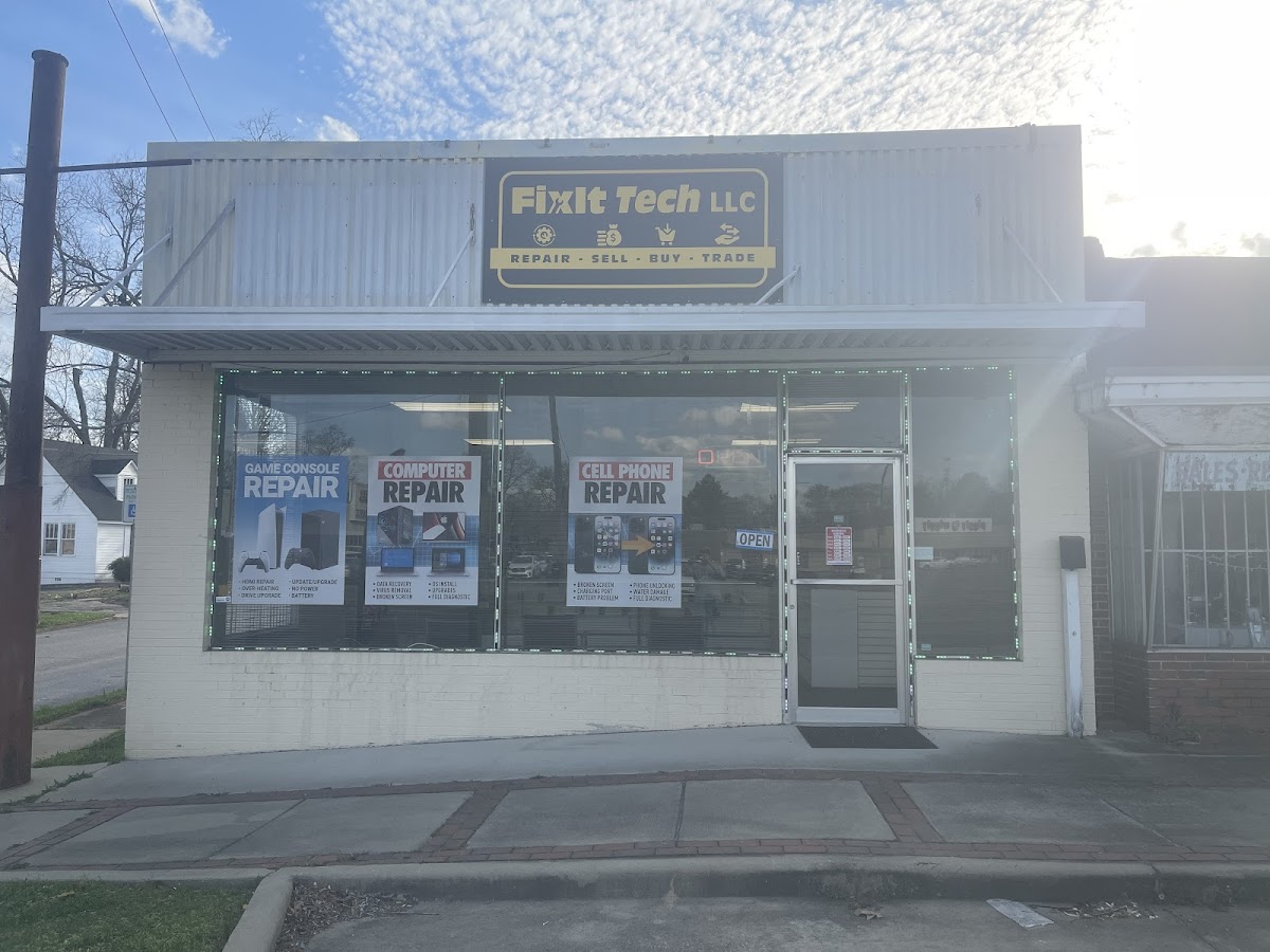 FixIt Tech LLC Mobile Phone Repair Shop in Midfield, AL photo