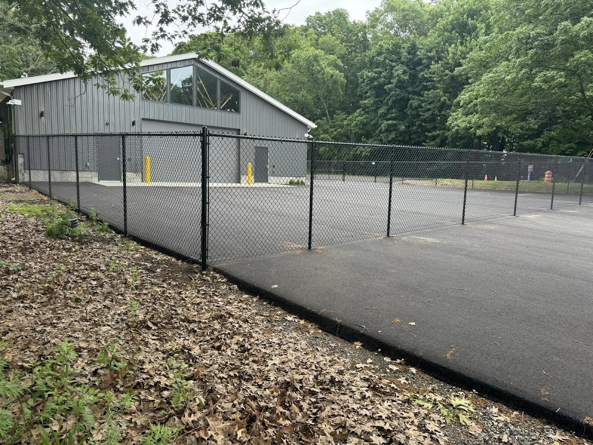 Select Fence and Guardrail LLC Fence Contractor in North Haven, CT photo