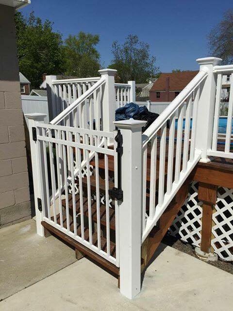 R & R Fence Co Fence Contractor in New Haven, CT photo