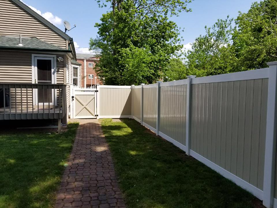 Frankson Fence Co Fence Contractor in North Haven, CT photo