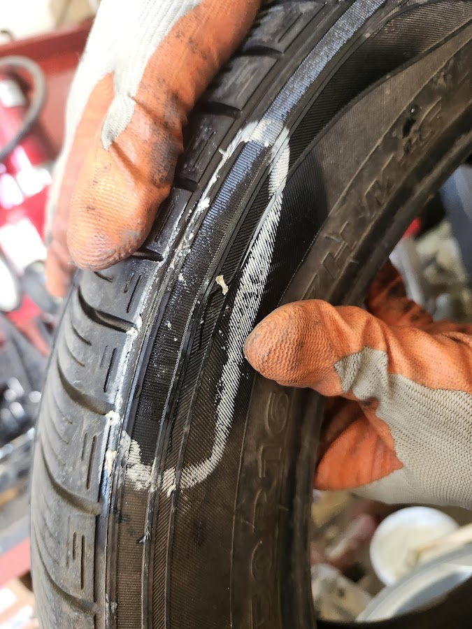 Pittman & Son Tire Service llc Tire Shop in Detroit, MI photo