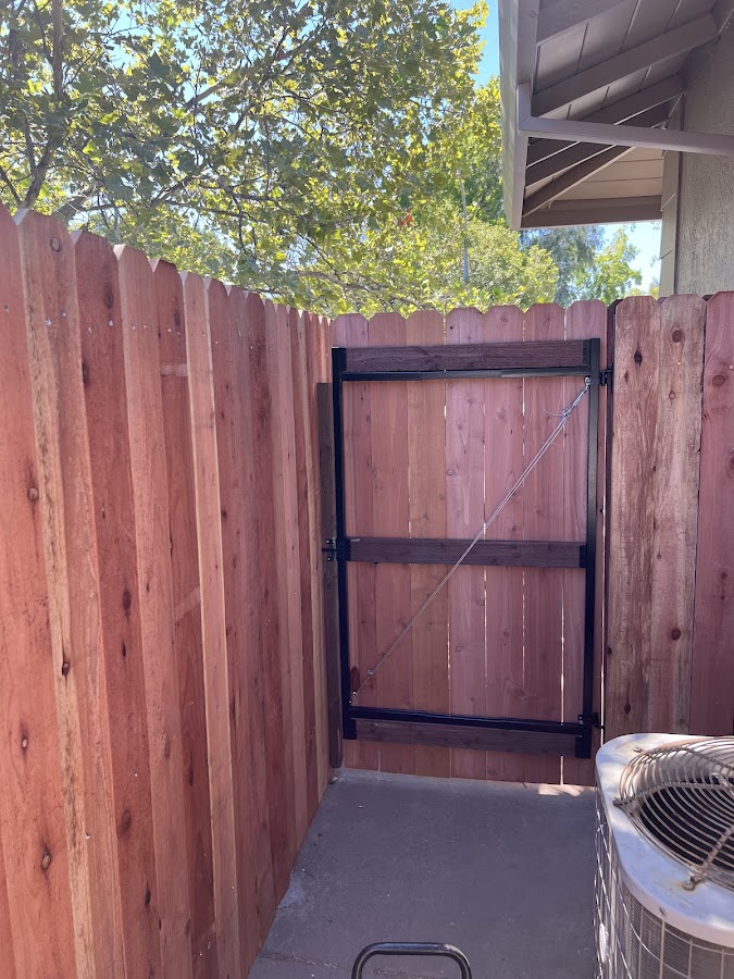 SAINTZ Outdoor Construction & Fencing photo