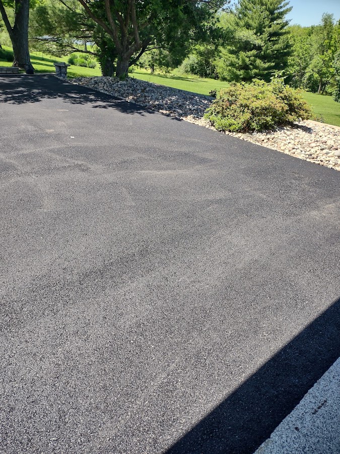 Big City Asphalt Asphalt Contractor in Caseyville, IL photo