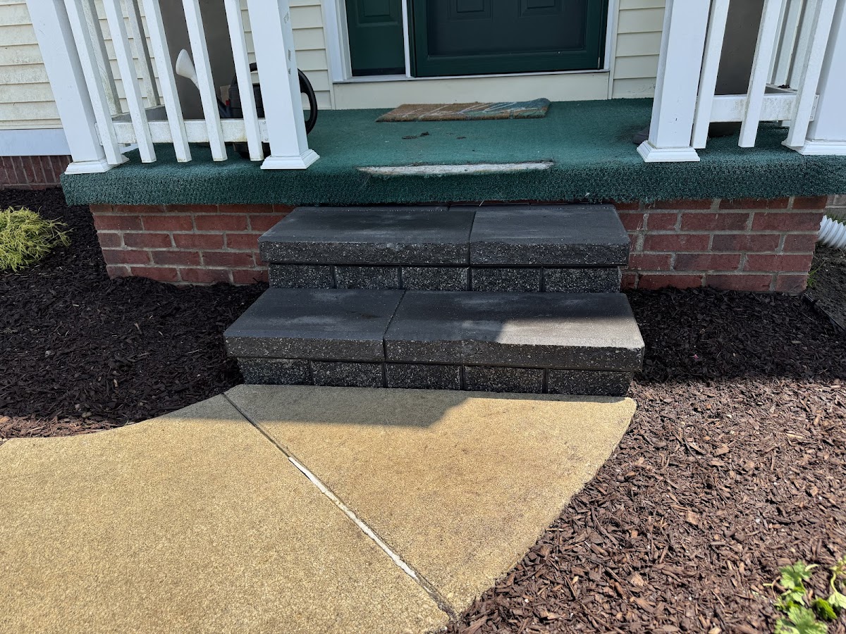 Residential Outdoor Landscaper in Flint, MI photo