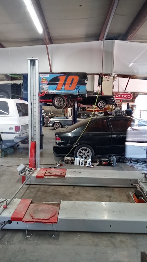 J R's Auto Service Auto Repair in Alamogordo, NM photo