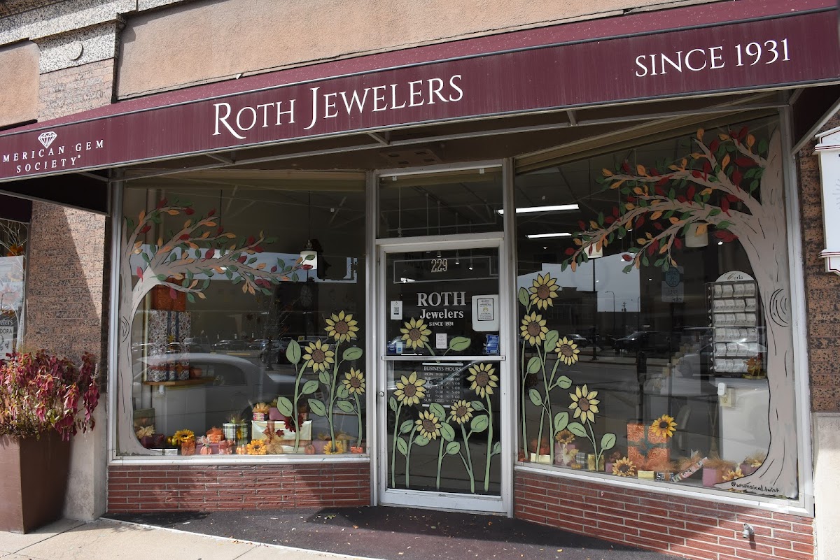 Roth Jewelers Jewelry Repair in Waterloo, IA photo