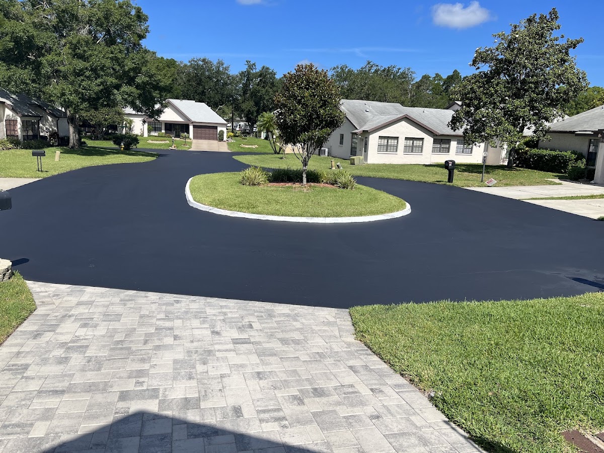 Arrow Asphalt Contractor in St. Petersburg, FL photo