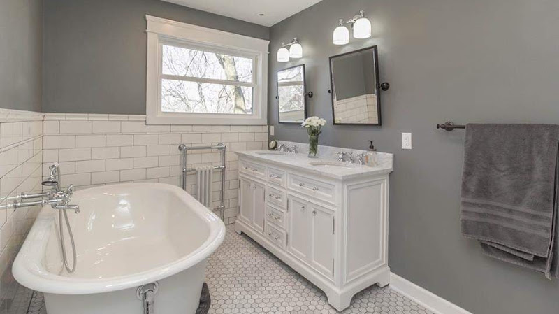 One Off Builders Contractor in Nevada, IA photo