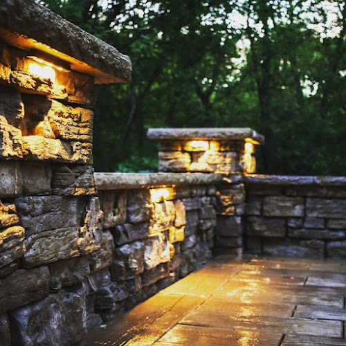 Distinctive Landscapes Contractor in Ames, IA photo