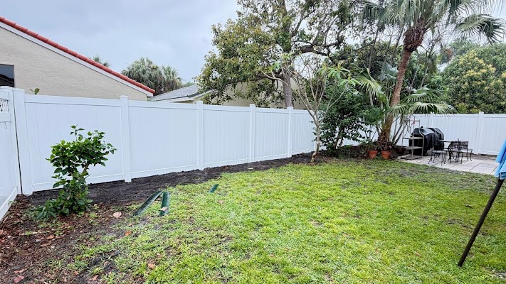 Gallery photo for Superior Fence & Rail of Palm Beach Area in Palm Springs, FL