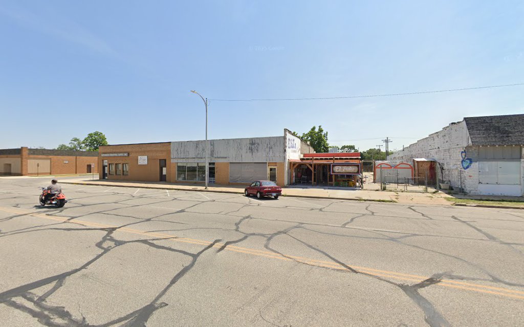 Gallery photo for JJ Upholstery in Hutchinson, KS