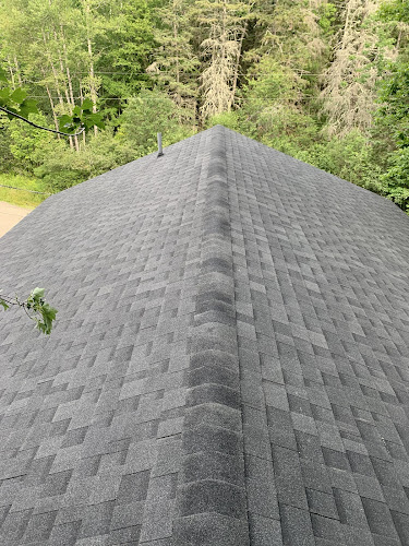 Tracy’s Contracting Roofing Repair in Bucksport, ME photo