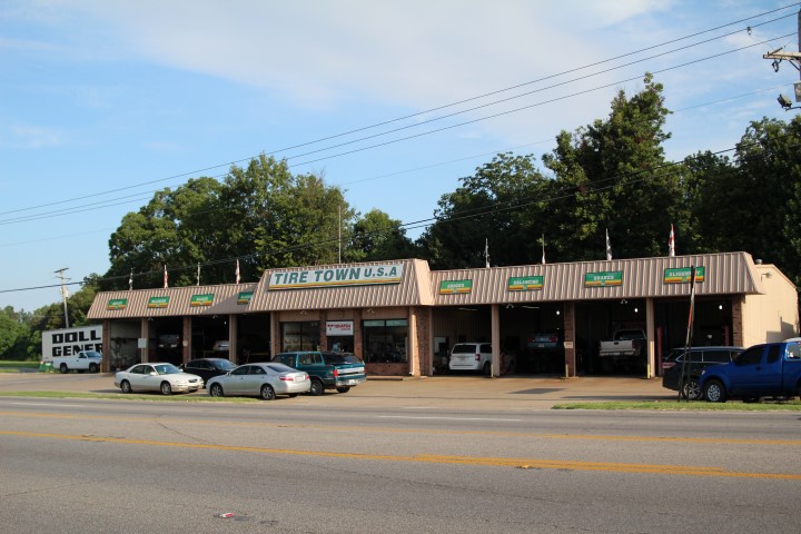 Tire Town USA Auto Repair in Greenville, MS photo