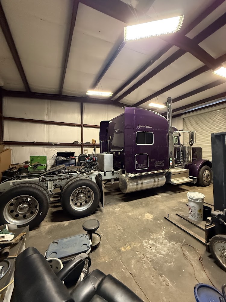 Gallery photo for Spain To Maine Hauling Llc/Diesel Repair in Greenville, MS