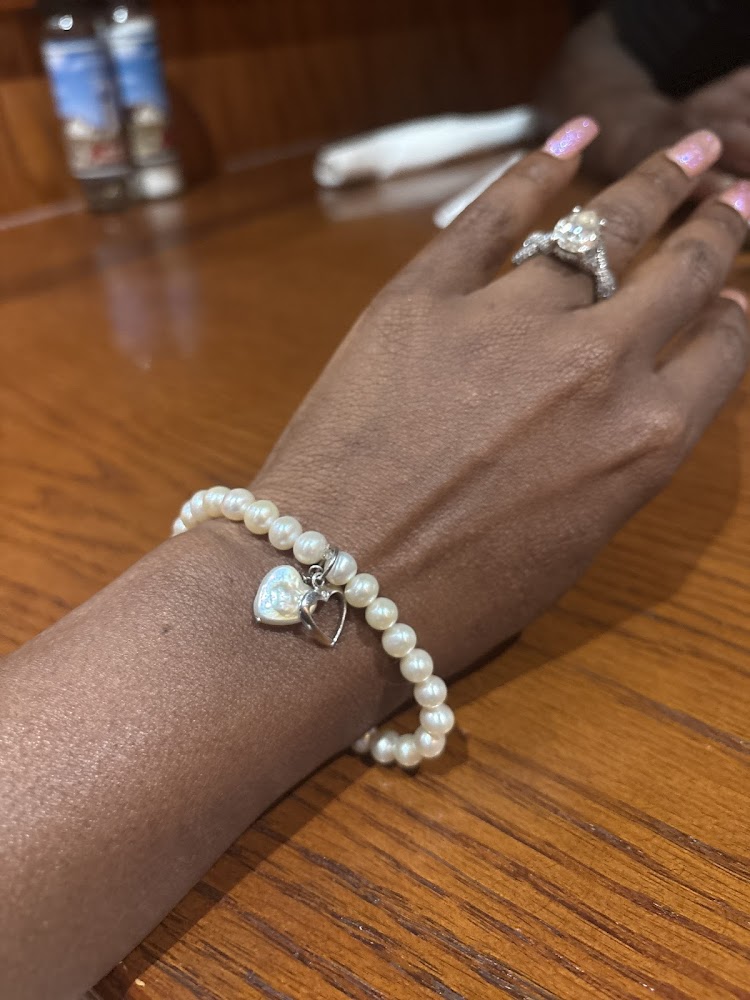 Gallery photo for Sun's Jewelry & Clock in Hampton, VA